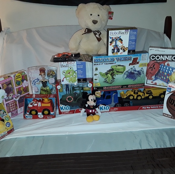 Toys Lot - Picture 2 of 5